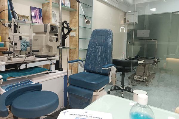 eye-surgeon-in-kasarvadwali